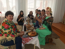 В нашем детском саду прошёл педсовет на тему : "Воспитание дошкольников в духе русских культурных традиций " В нашем детском саду прошёл педсовет на тему : "Воспитание дошкольников в духе русских культурных традиций ".